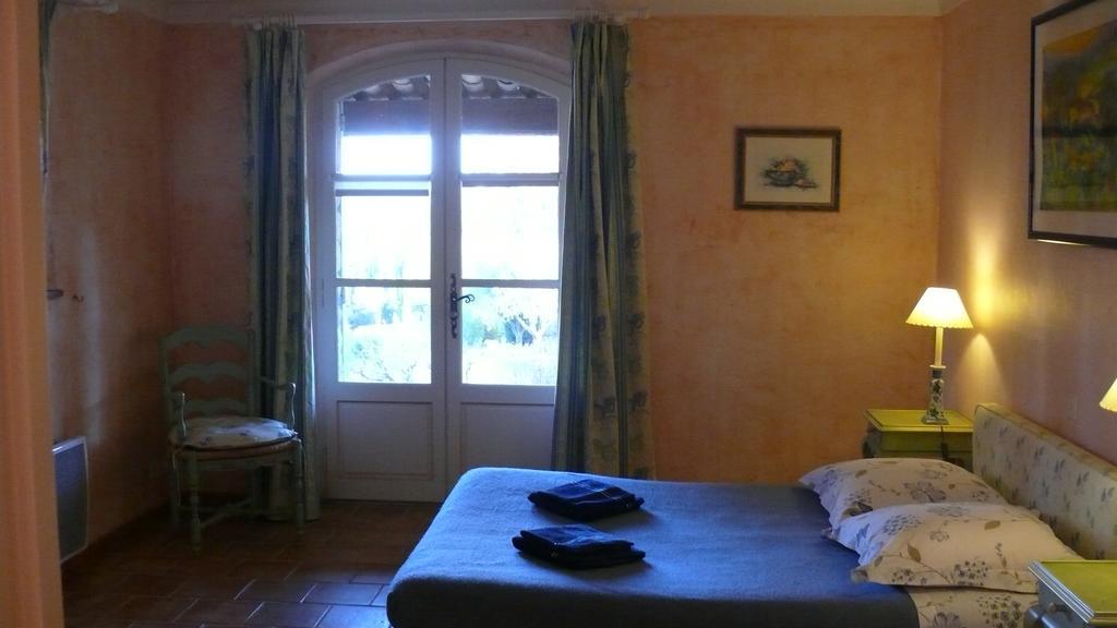 Villa Les Bastides De L'Auviduery Moissac-Bellevue Zimmer foto